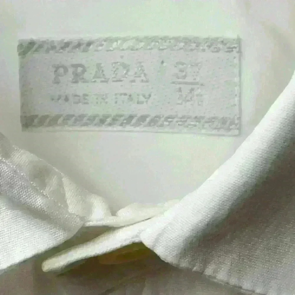 Prada 100% Cotton Classic  White Shirt - Picture 4 of 8